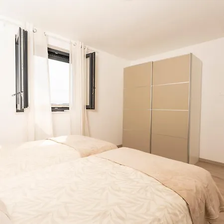 Istra 3 Bedroom & Pool Retreat Casa vacanze Krapan