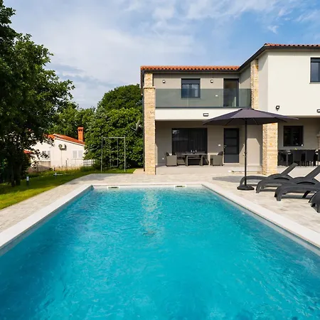 Istra 3 Bedroom & Pool Retreat Tatil Evi