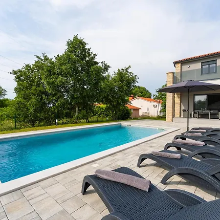 Istra 3 Bedroom & Pool Retreat Tatil Evi Krapan